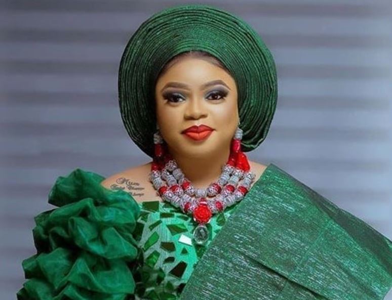 EFCC Grills Bobrisky, Cross-Dresser Detained In Abuja