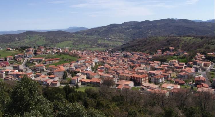 Italian village offers $1 houses to Americans fleeing Trump