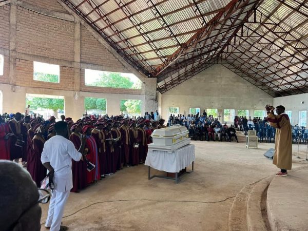 Police officer accidentally crushes 35-year-old woman to d3ath in Nasarawa; offers her family N100,000 for burial