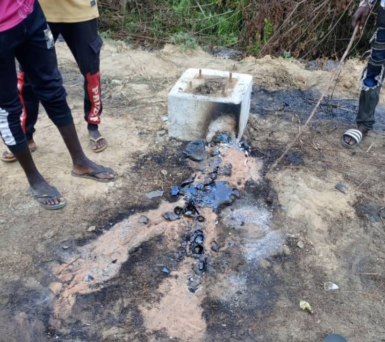 Solar streetlight thieves electrocuted in Bayelsa