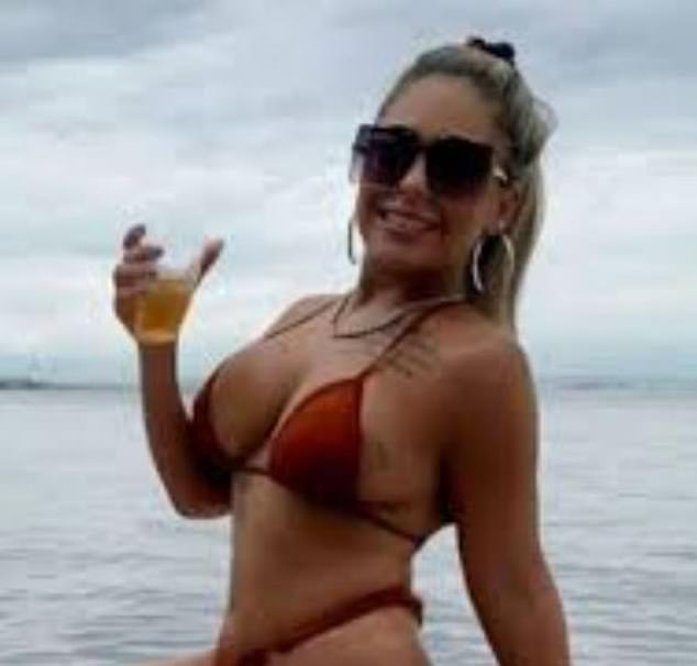 Adult film star plunges to her de@th from hotel balcony 