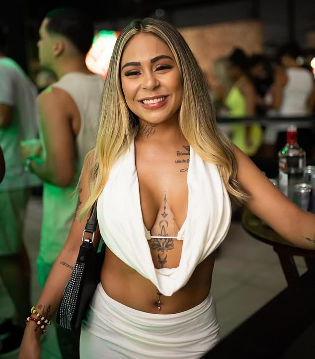 Adult film star plunges to her de@th from hotel balcony 