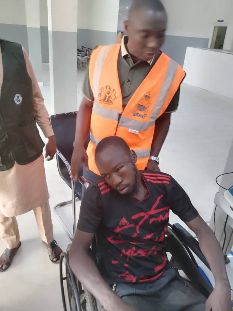 Residents scoop fuel as another tanker falls in Taraba (video)