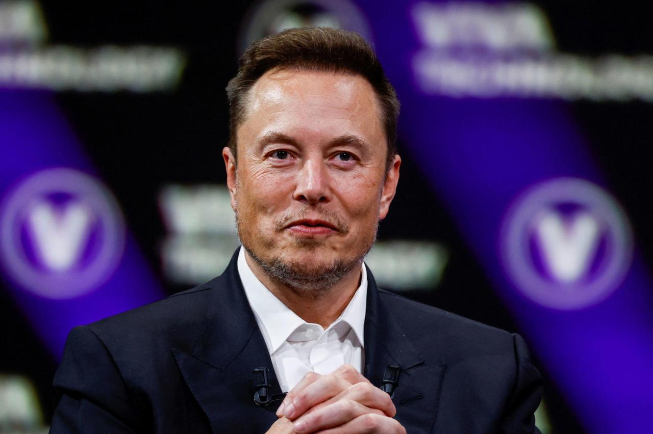 Elon Musk to unveil Chatbot Grok 3 billed as “smartest AI on Earth” on Monday