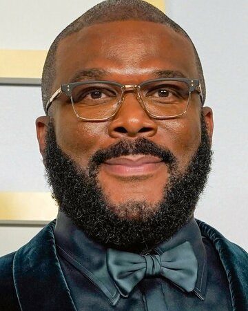 Filmmaker, Tyler Perry reveals why he fired his Aunt and financially cut off relatives