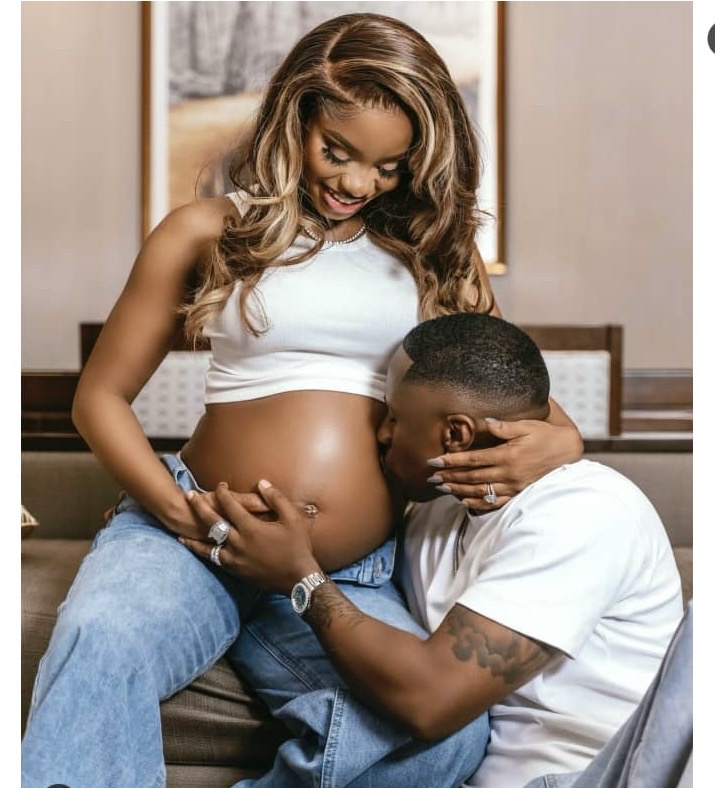 Influencer, Priscilla Ojo shows off baby bump as she and husband Juma Jux announce they?re expecting